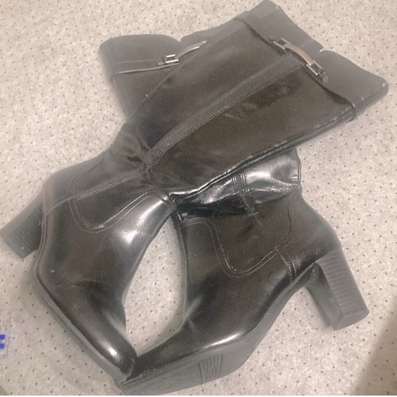 Black boot Bundle — Coach booties/Lifestride boots - Picture 8 of 13